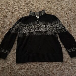 Unisex Black and White Patterned Sweater